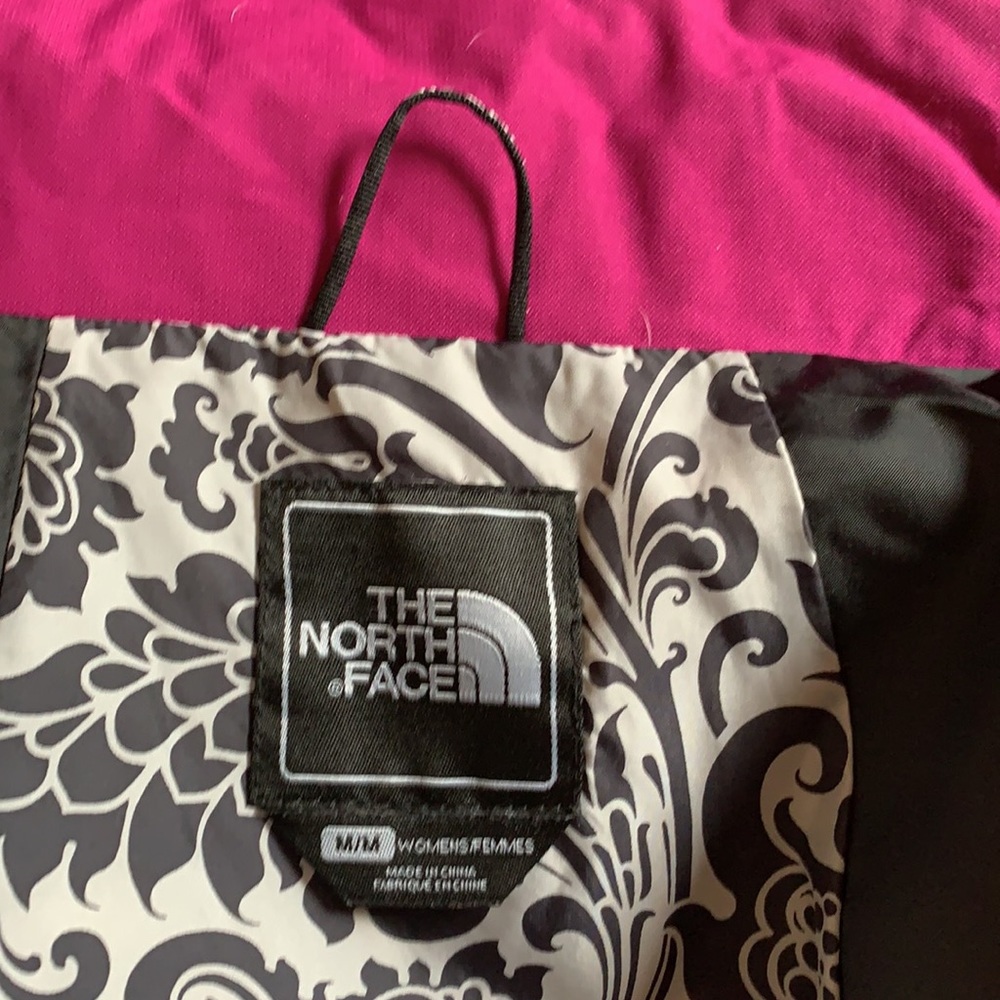 Northface Outer Shell Ski Jacket - image 5